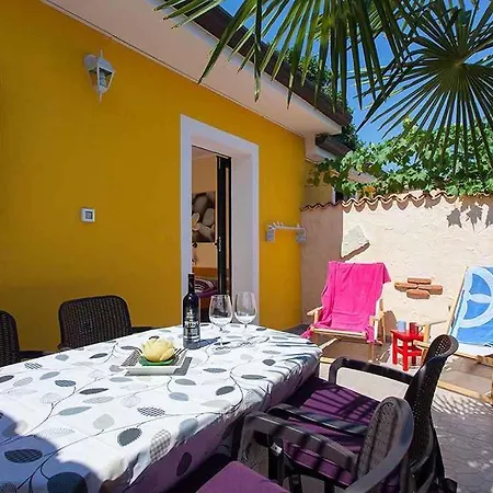 Homes In - Istrien 42537 Ferienhaus Poreč