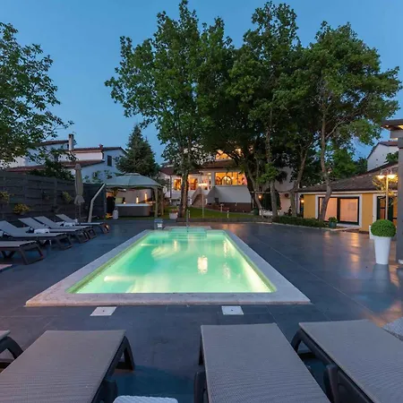 Ferienhaus Homes In - Istrien 42537 Poreč